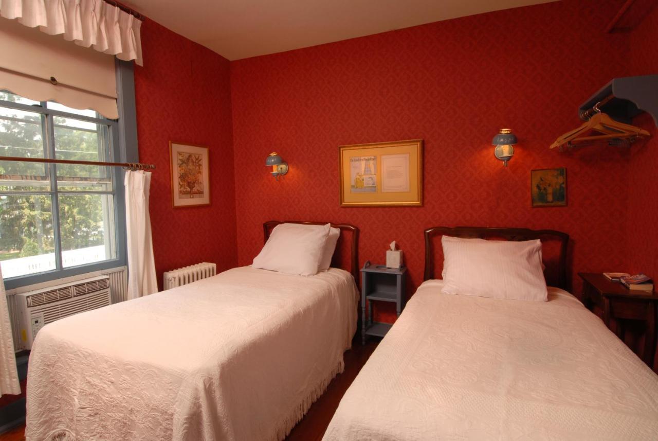 The Robert Morris Inn Oxford Экстерьер фото