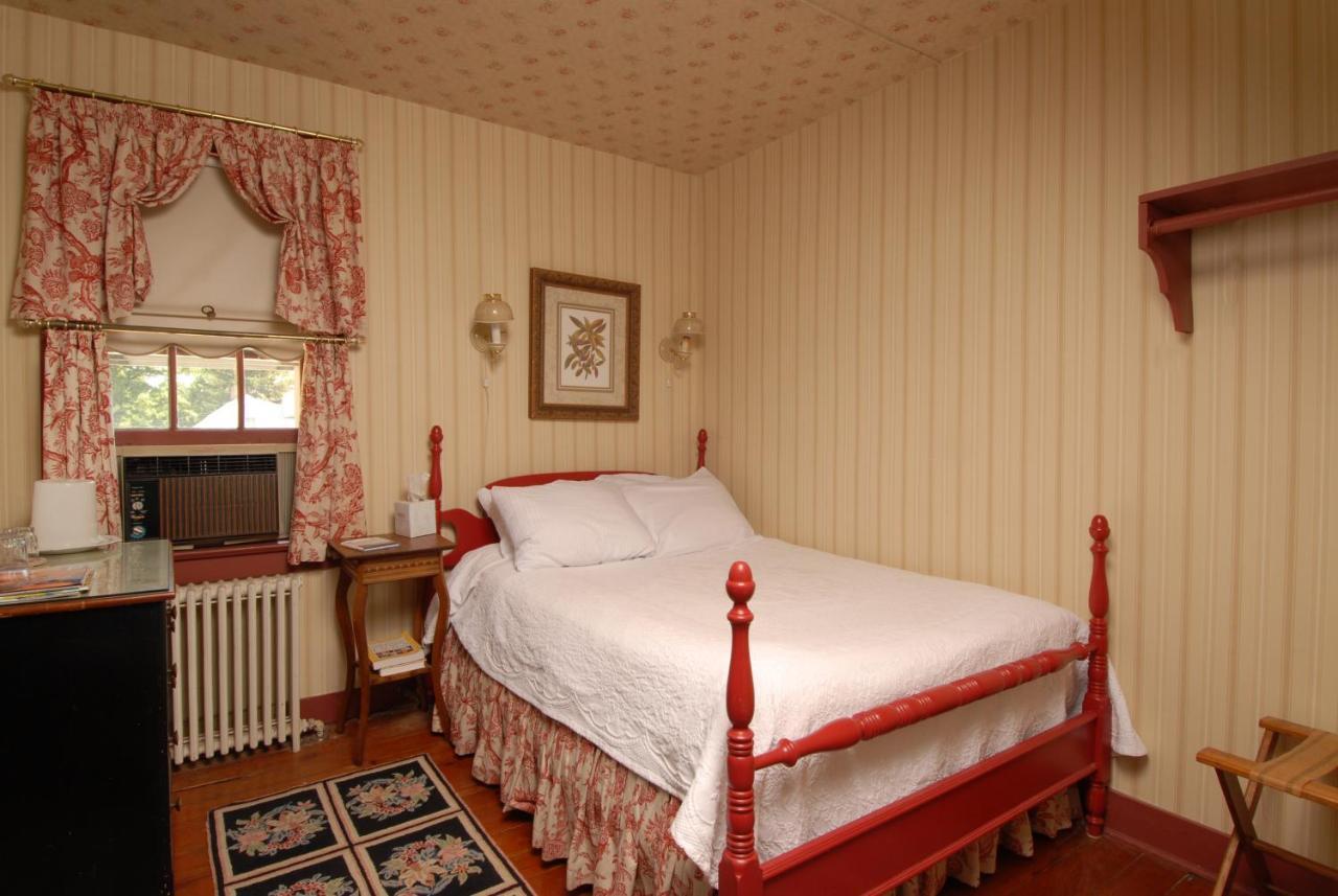 The Robert Morris Inn Oxford Экстерьер фото